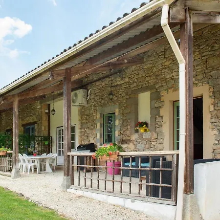 Plush Holiday In Lacapelle-biron With Garden Dom wakacyjny