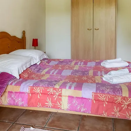 Plush Holiday In Lacapelle-biron With Garden Dom wakacyjny *